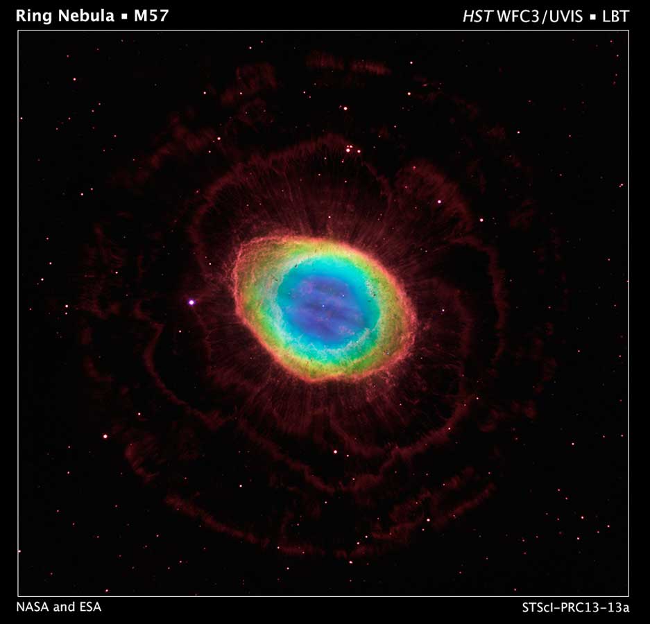 Der Ringnebel in der Leier, abgebildet vom Weltraumteleskop Hubble.